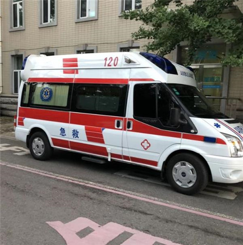 肃南选择我们的救护车出租,开启安心转院之旅